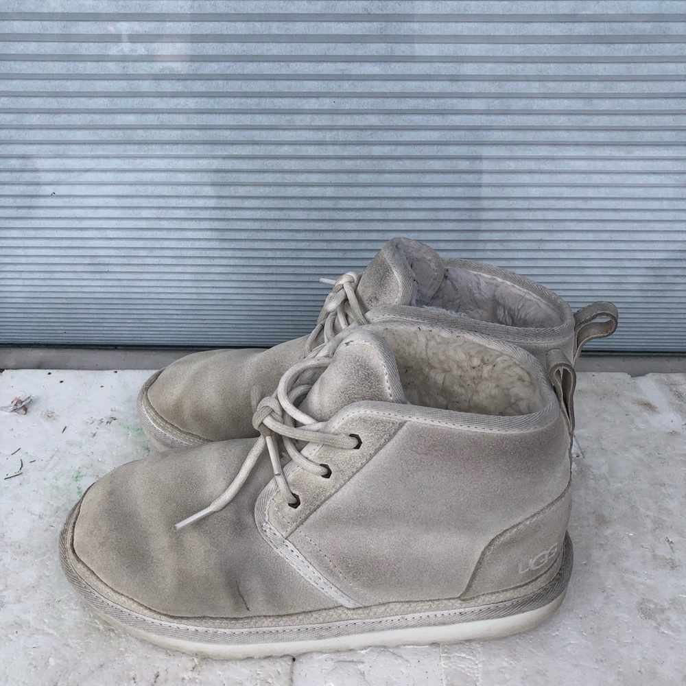 UGG Women's Tan Ankle Boots